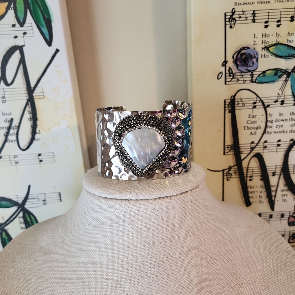 Tizani Adjustable Cuff